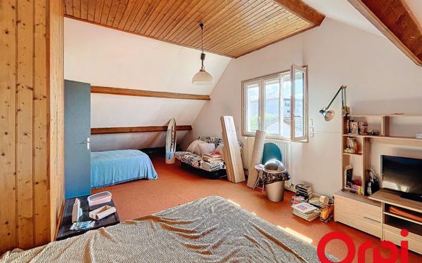 Maison à vendre    6 pièces • 214 m2 Saint-Amand-Montrond