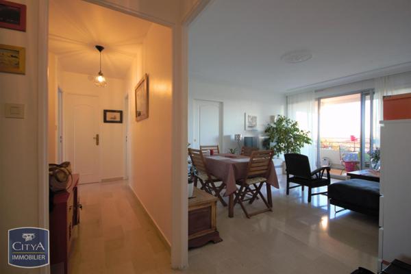 Appartement à vendre 3 pièces 75m² Nîmes (30900)