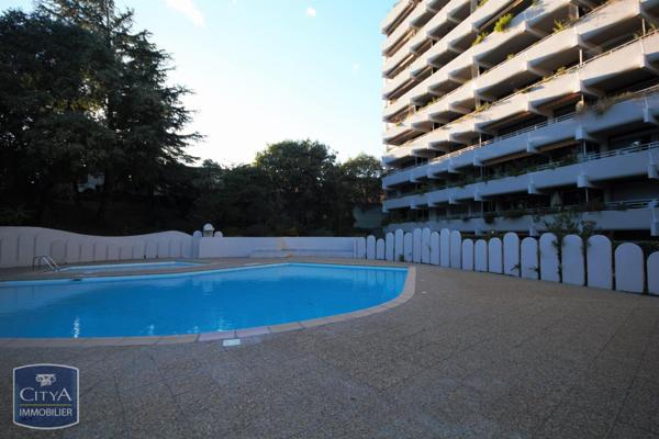 Appartement à vendre 3 pièces 75m² Nîmes (30900)