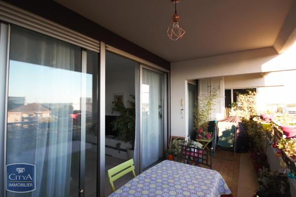 Appartement à vendre 3 pièces 75m² Nîmes (30900)