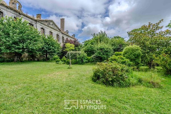 Propriété d’exception offrant une vue unique au coeur d’un cadre verdoyant