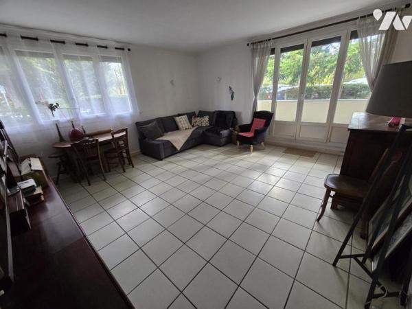 Proche de la gare RER C d'ATHIS MONS