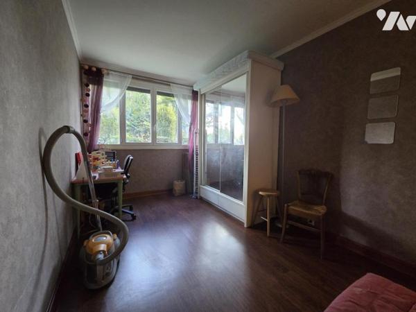 Proche de la gare RER C d'ATHIS MONS