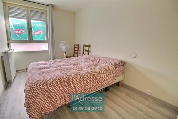 Grand 2 pièces avec balcon ? 5min à pied métro ligne 14