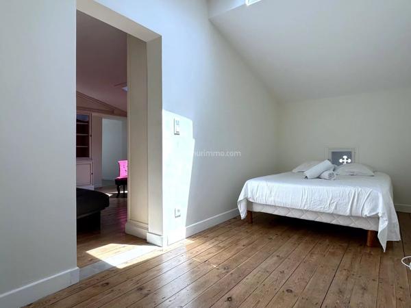 Location                                                      Appartement
                        
                     2 pièces                      45 m2                     à Albi