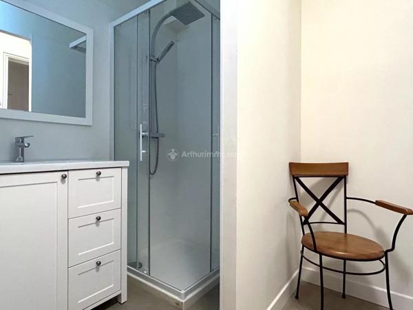 Location                                                      Appartement
                        
                     2 pièces                      45 m2                     à Albi