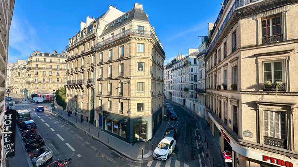 Paris 09 - St Georges - Appartement familial 86m2 - 2 chambres - 2 salles d'eau/wc