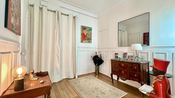 Paris 09 - St Georges - Appartement familial 86m2 - 2 chambres - 2 salles d'eau/wc