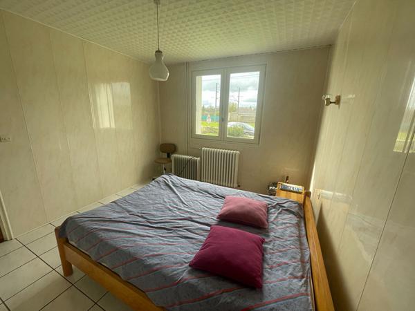 Maison Betton 6 pièce(s) PROXIMITE RENNES / TERRAIN 748 M² / DEPENDANCES / PAS DE VIS A VIS / PROCHE BUS