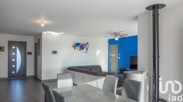 Maison à vendre 5 pièces 133 m² Saint-Denis-de-l'Hôtel