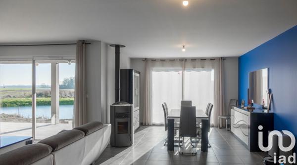 Maison à vendre 5 pièces 133 m² Saint-Denis-de-l'Hôtel