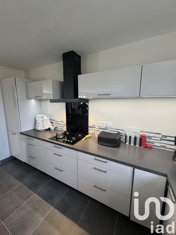 Maison à vendre 5 pièces 133 m² Saint-Denis-de-l'Hôtel