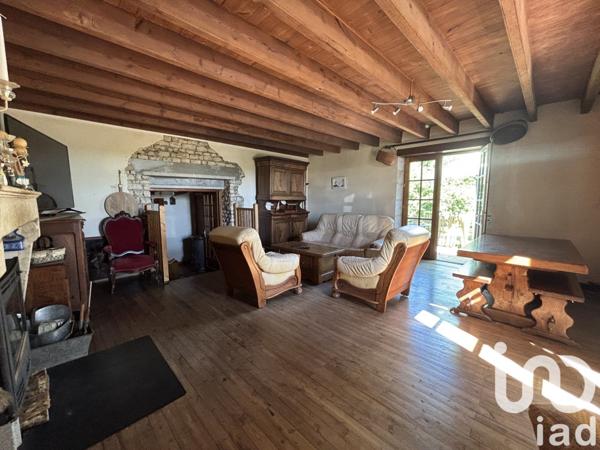 Maison rustique 7 pièces de 150 m² à DOIX (85200)