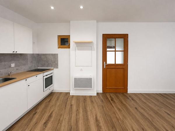 Appartement T2 rénové de 40 m² avec cave ? Centre-ville ? Faibles charges