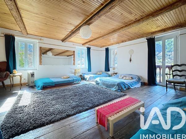 Maison à vendre 7 pièces 195 m² Saint-Martin-Vésubie