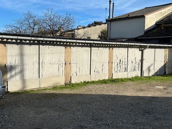 Location Parking - 36 BIS RUE DE BEL AIR Poitiers 86000