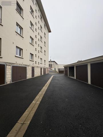 Garage - Parking à vendre à Laon dans l'Aisne (02000), ref : 02002-350