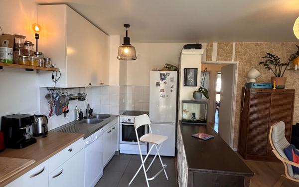 Appartement à vendre    3 pièces • 60 m2 Pantin