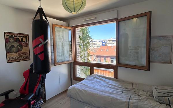 Appartement à vendre    3 pièces • 60 m2 Pantin