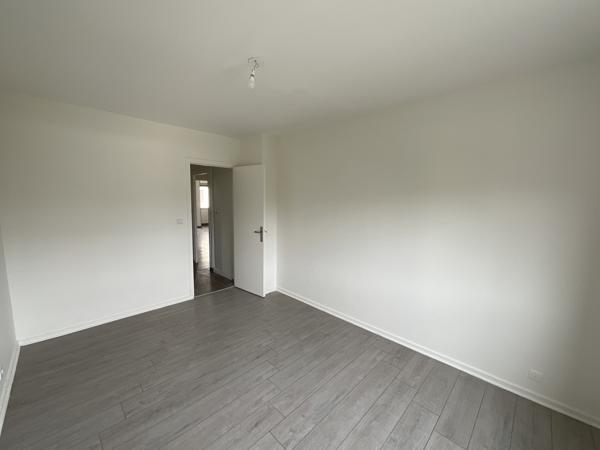 Lyon (69003) Appartement rénové Type 3 ( 78.22m²) et cave sur LYON 3ème ( quartier La Villette)