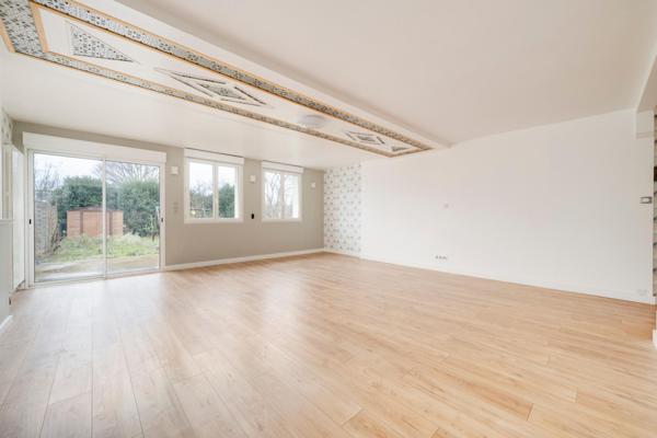 Jolie maison de 130 m² sur sous-sol, 3 chambres avec bureau et garage
