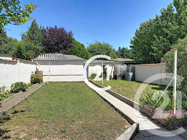 Maison à vendre  4 pièces - 93 m 2   COGNAC  - 16
