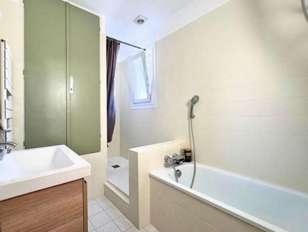 Maison à vendre |  Castries |  6 pièces | 137 m²