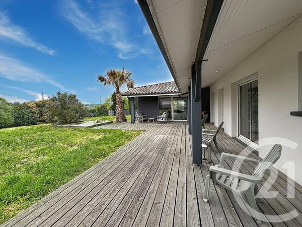 Maison à vendre  8 pièces - 233,61 m 2   MONTPON MENESTEROL  - 24