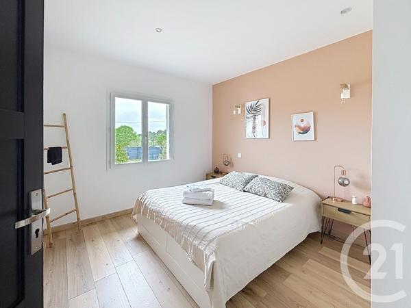Maison à vendre  8 pièces - 233,61 m 2   MONTPON MENESTEROL  - 24