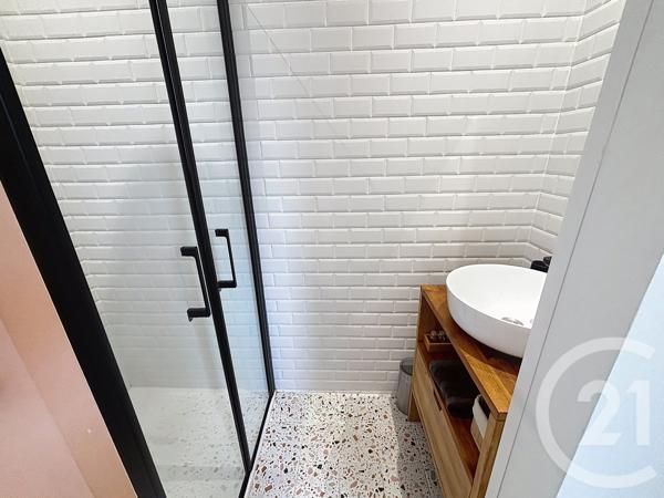 Maison à vendre  8 pièces - 233,61 m 2   MONTPON MENESTEROL  - 24