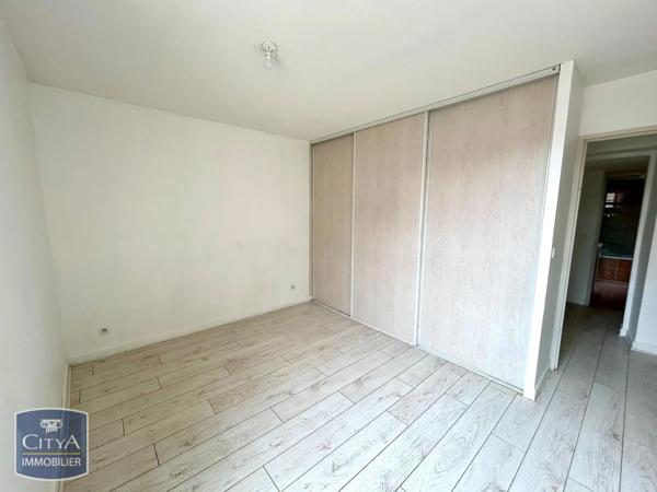 Appartement à louer 4 pièces 107.3m² Castres (81100)