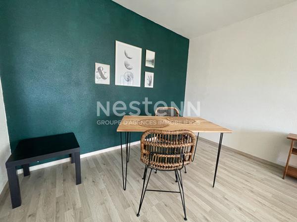 Appartement à vendre à Vannes 2 pièces 45 m² balcon parking cave expo Ouest