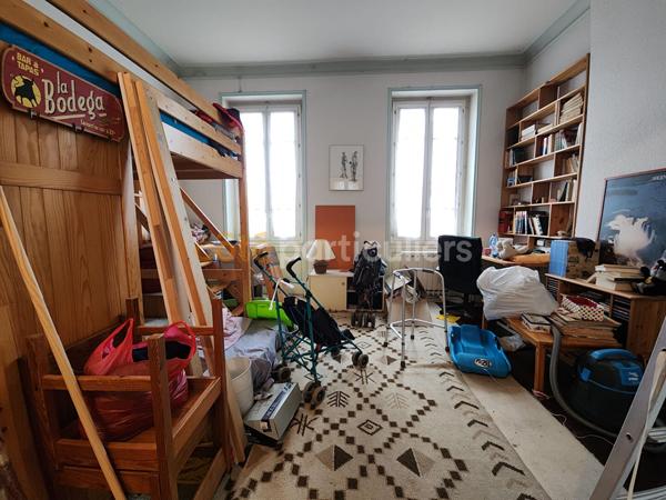 Vente
                Appartement33,76 m² - 1 Pièce -
                    CHALON SUR SAONE (71100)