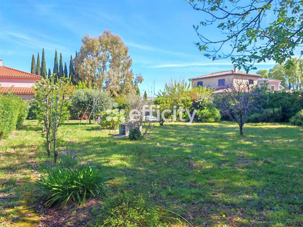 Maison 7 pièces - 210 m²