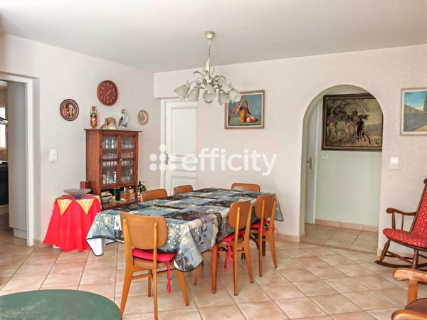Maison 7 pièces - 210 m²