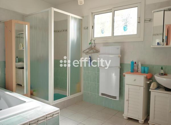Maison 7 pièces - 210 m²