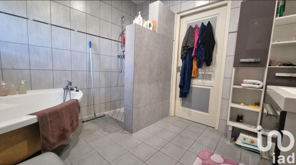Maison à vendre 5 pièces 120 m² Saint-Amand-les-Eaux