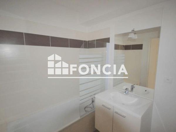 Location Appartement 2 pièces 52.98 m² - 16 RUE JEAN MERMOZ Roanne 42300