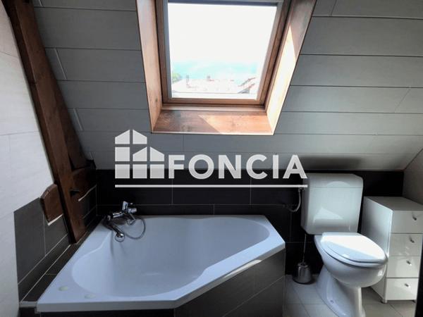 Location Appartement 3 pièces 62.16 m² - 103 AVENUE DE GENEVE Divonne-les-bains 01220