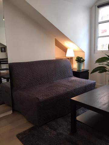 PARIS XVIIeme Studio meublé