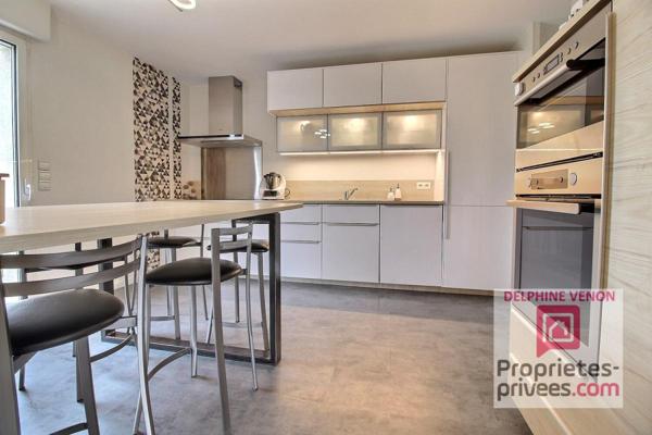 Exclusivité - Maison 5 chambres proche des écoles et des commerces sur un terrain de 1700 m² environ à Châteauneuf Sur Loire