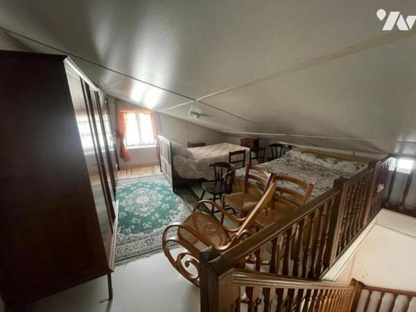 MAISON DE 77 M² - DEPENDANCES - JARDIN
