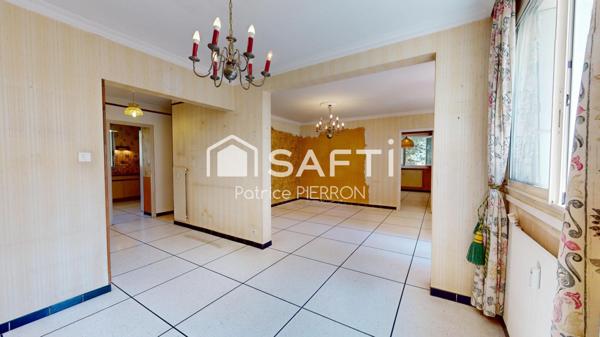 Appartement T5 traversant – Proche tram