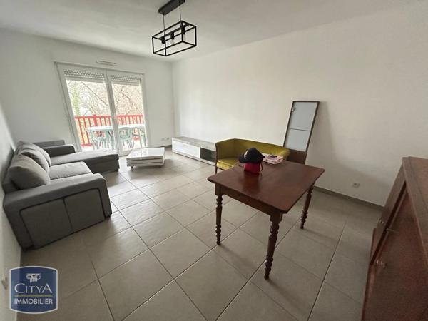 Appartement à louer 2 pièces 47.4m²