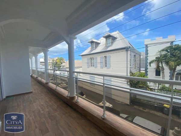 Maison à louer 7 pièces 171.07m² Saint-Denis (97400)