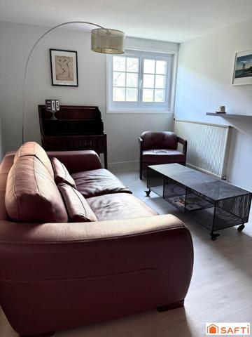 Maison 7 pièces d'environ 159 m2 avec garage proche de tous commerces