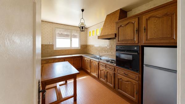 Maison familiale 5 chambres + sous-sol complet