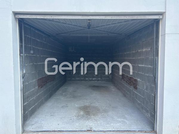 Location Emplacement parking couvert pièce SAINT-EGREVE (38120) - RUE DES BONNAIS - 15m² 100.8 €/mois - Gerimm