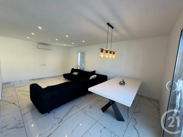 Maison à vendre  4 pièces - 88,86 m 2   GRIGNY  - 69
