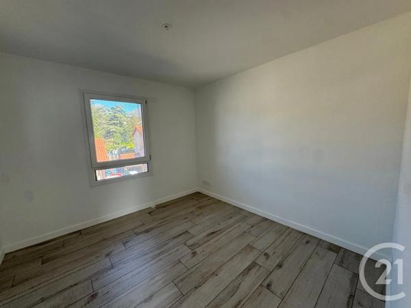 Maison à vendre  4 pièces - 88,86 m 2   GRIGNY  - 69